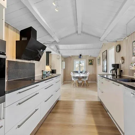 8808-glesborg-th-andersens-vej-32 *